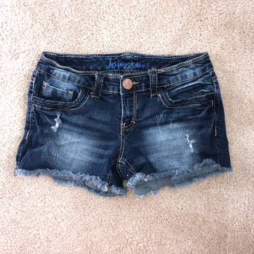 Jean shorts!